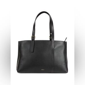 👜 NWT FURLA Althea Leather Tote bag 👜 R$498
